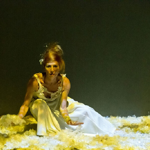 Un instant entre deux instants